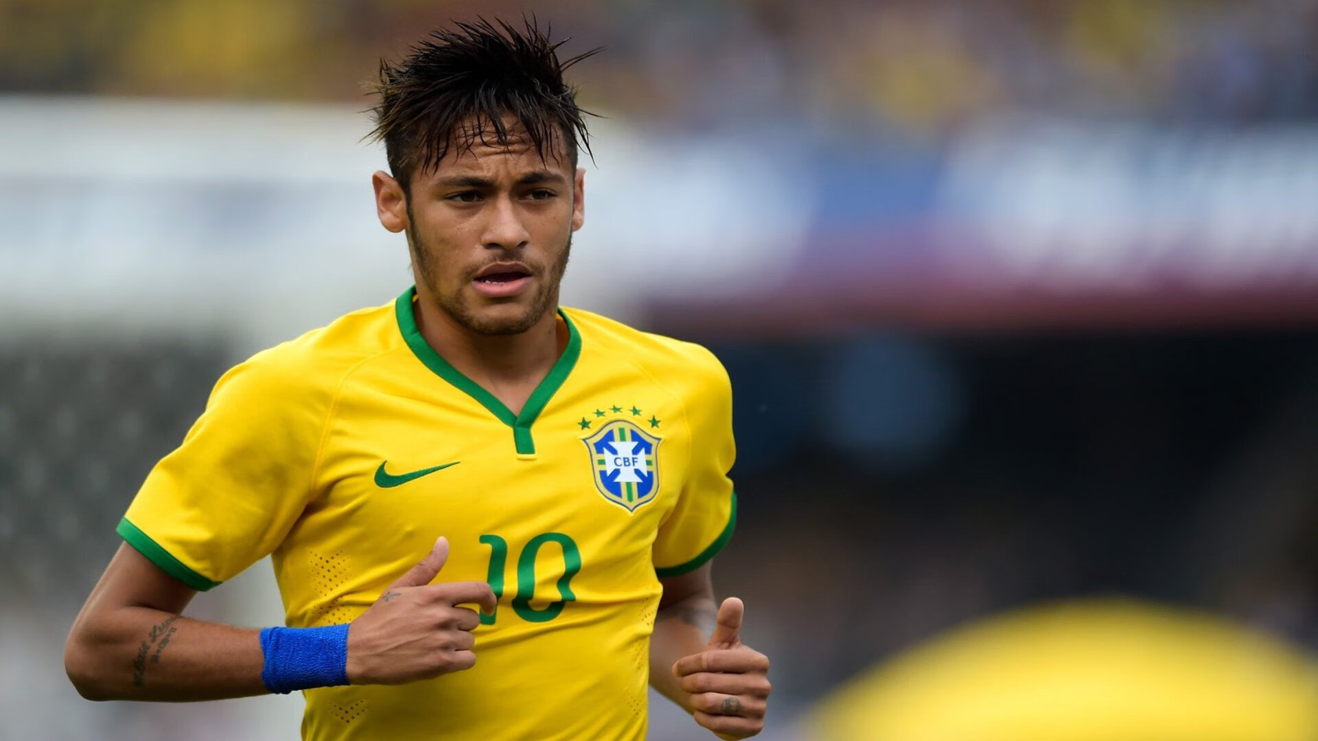 德甲精彩时刻，球迷热议战术变化，德甲官方解说